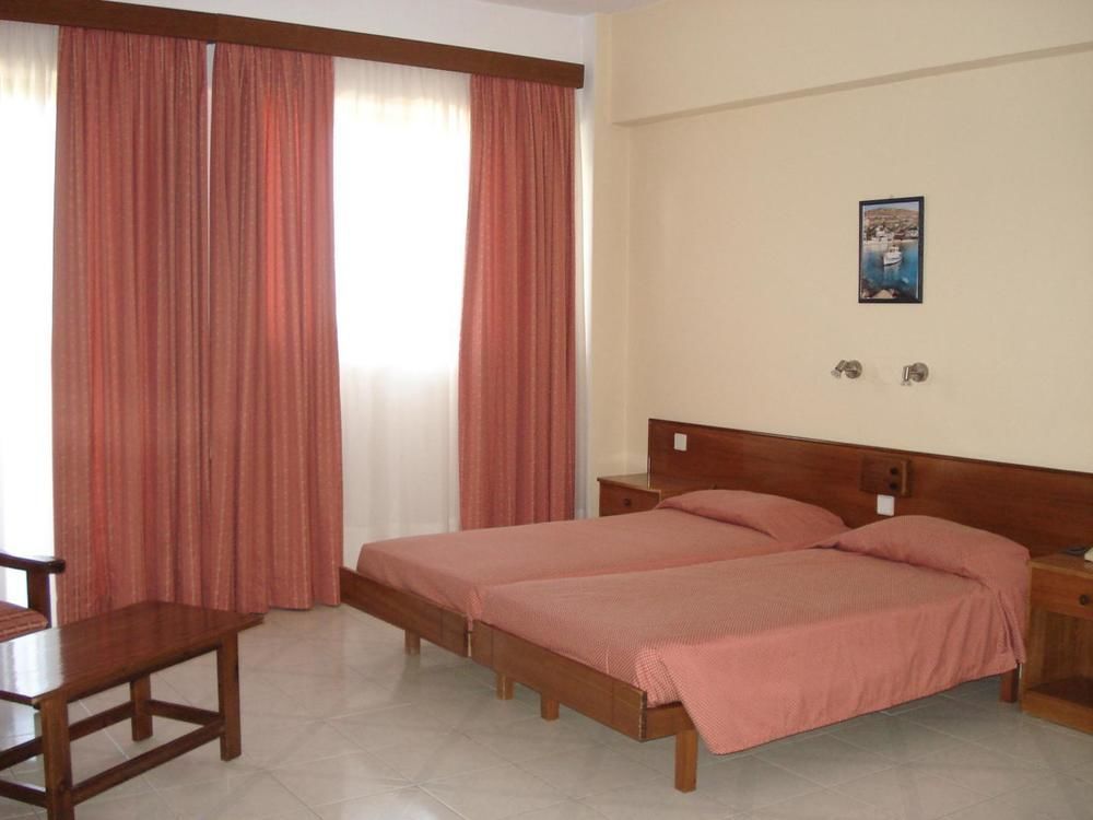 Maritime Hotel Apartments Petaloudes Екстериор снимка