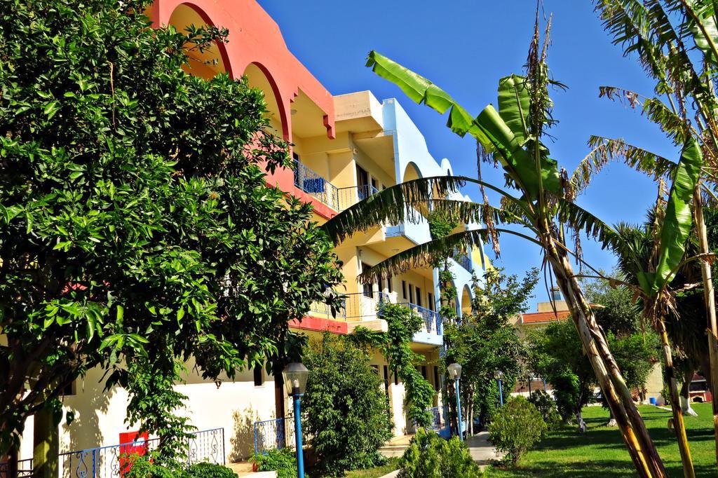 Maritime Hotel Apartments Petaloudes Екстериор снимка